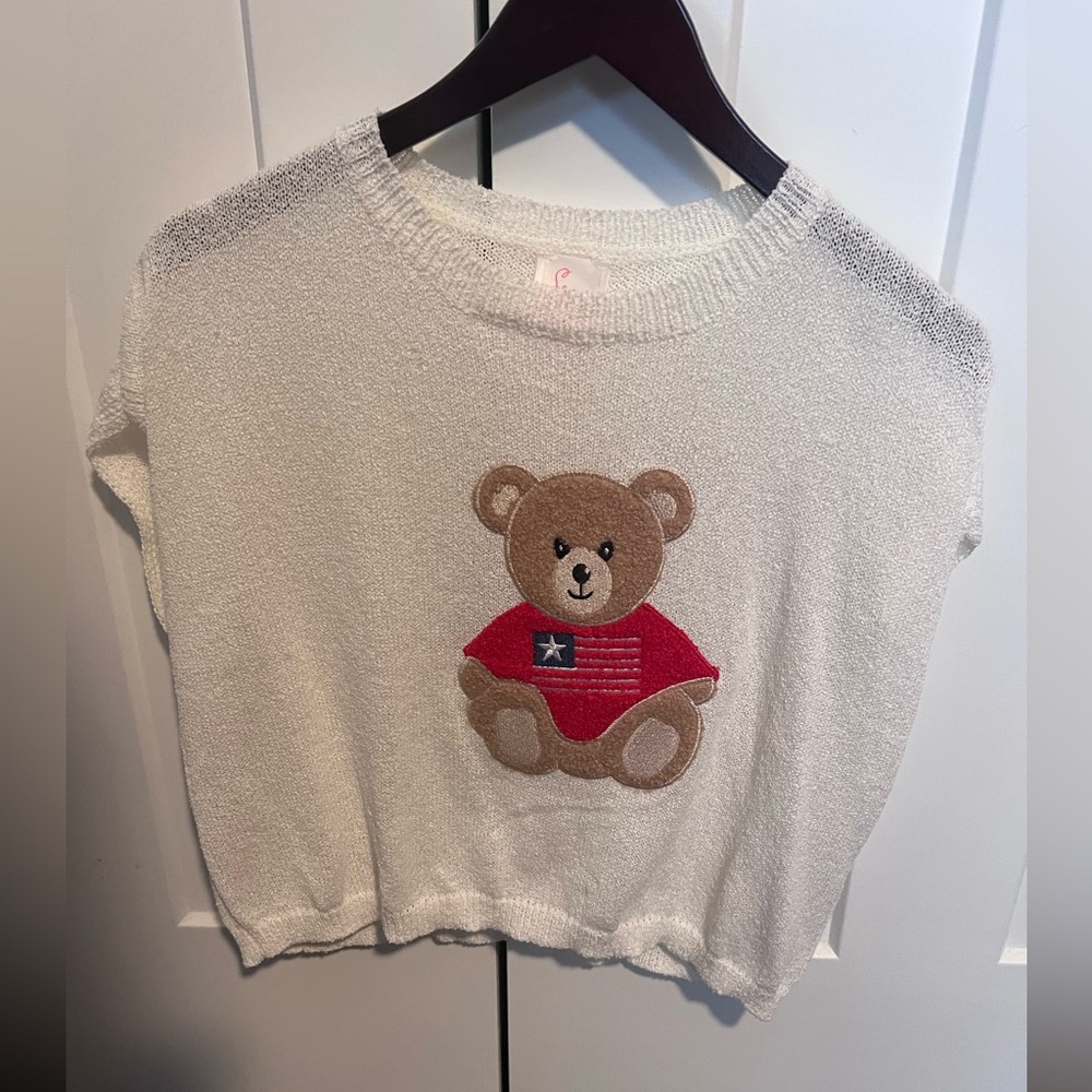 White Bear Sweater Top Medium
